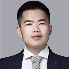 李侠